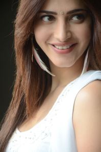 Shruti-Hassan-Hot-Photo-Shoot-3